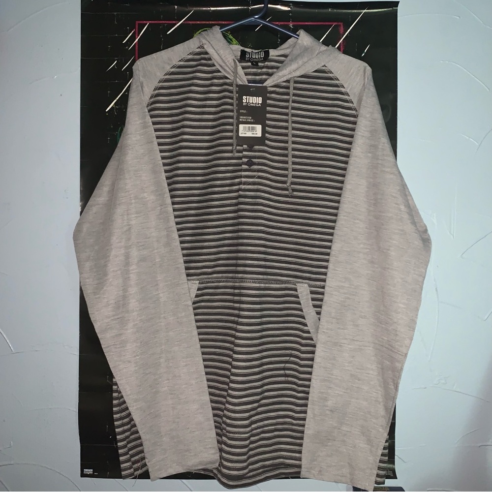 Light Pullover Hoodie